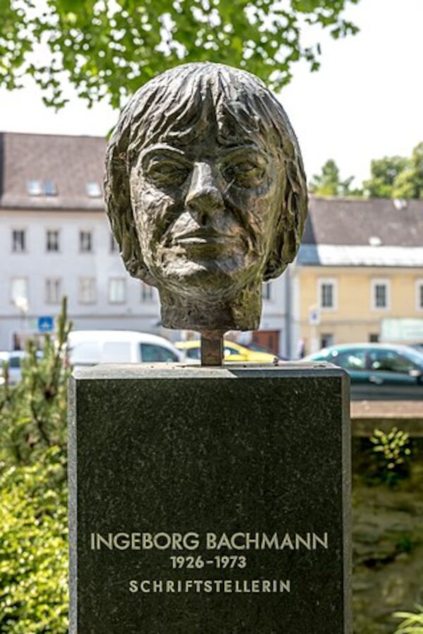Ingeborg Bachmann-Büste im Norbert-Artner-Park, Klagenfurt Foto: Johann Jaritz / CC BY-SA 4.0, CC BY-SA 4.0 Ingeborg Bachmann-Büste im Norbert-Artner-Park, Klagenfurt Foto: Johann Jaritz / CC BY-SA 4.0, CC BY-SA 4.0