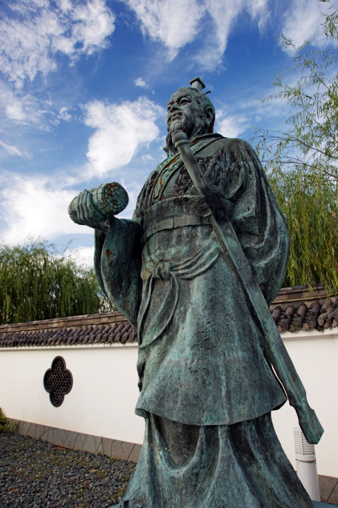 Statue von Sunzi aka Sun Wu, Enchoen in Yurihama, Tottori prefecture, Japan
