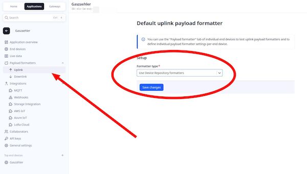 der Screenshot zeigt die Auswahl des "Formatter Type": "Use Device Repository formatters" bei den Payload Formatters / Uplink